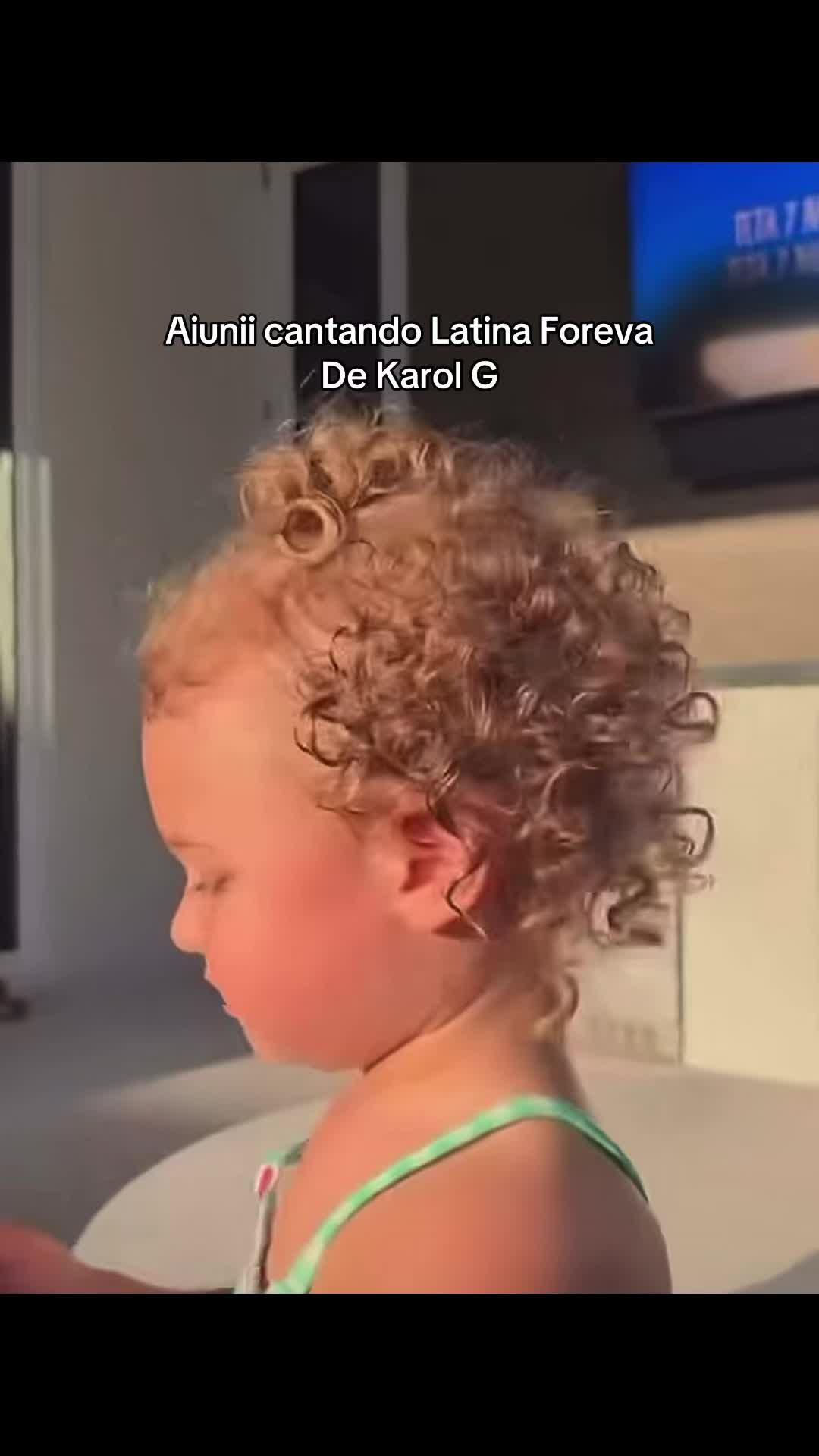 @✨️☘️ILOVEKAROLG☘️✨️