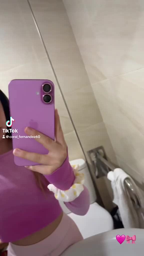 @𝓒𝓸𝓻𝓪𝓵 𝓕𝓮𝓻𝓷𝓪𝓷𝓭𝓮𝔃✨