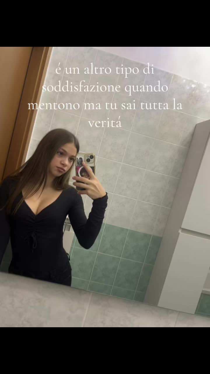 @𝕀𝕝𝕖_𝕤𝕡𝕒𝕞𝕞🫰🏻💋