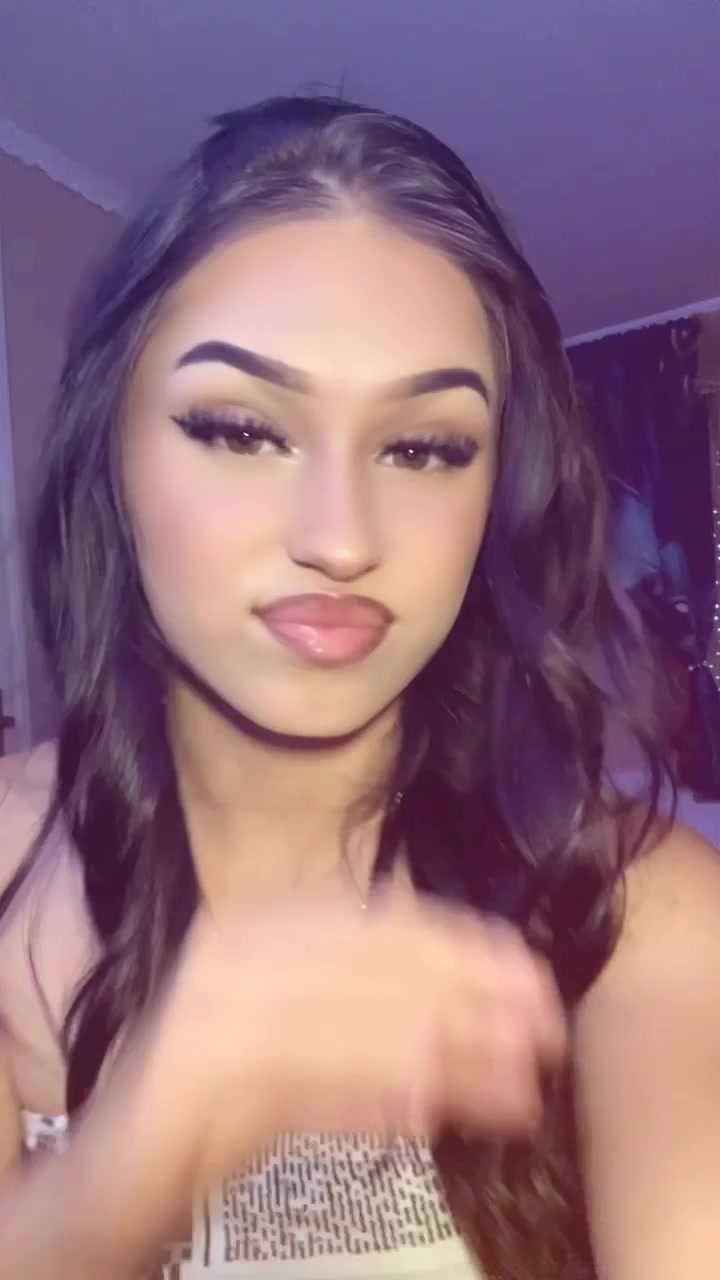 @꧁💋༒•Lïvîã•༒💋꧂
