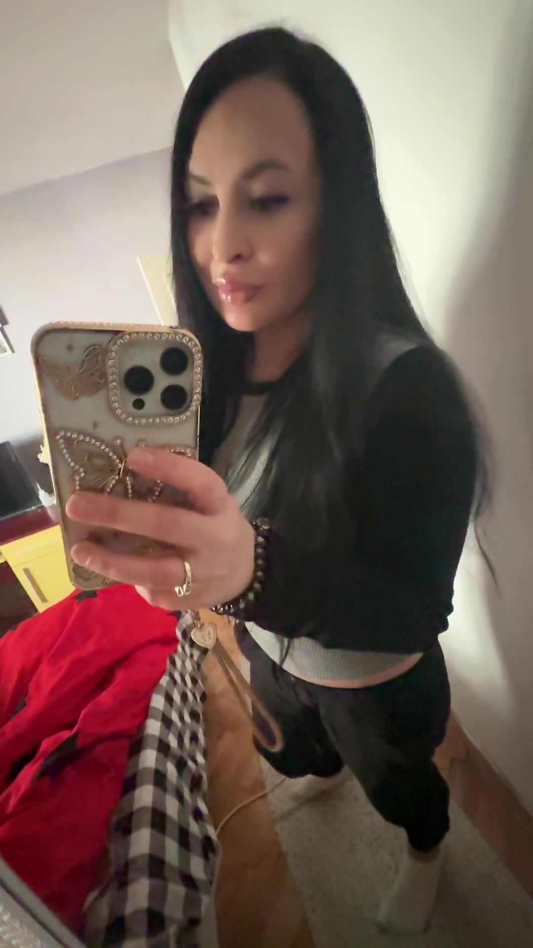 @Ale Alexandra