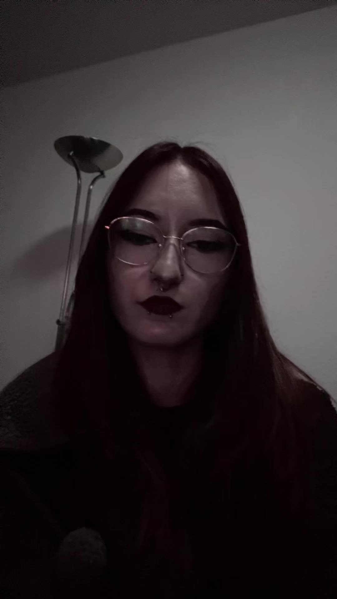 @Мина🩸🦇