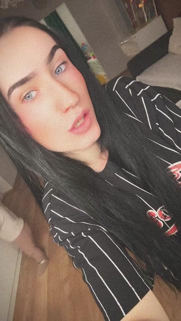 @nessa.shtz