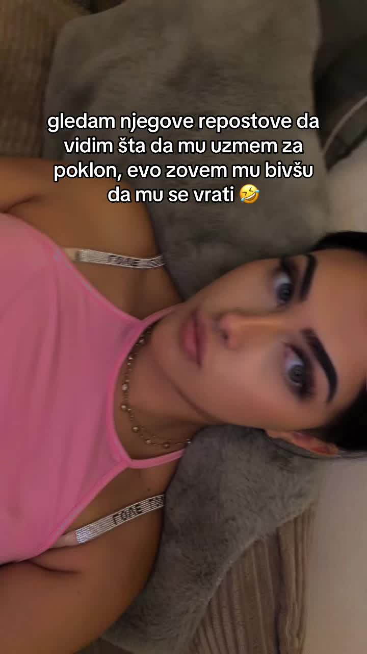 @Bella