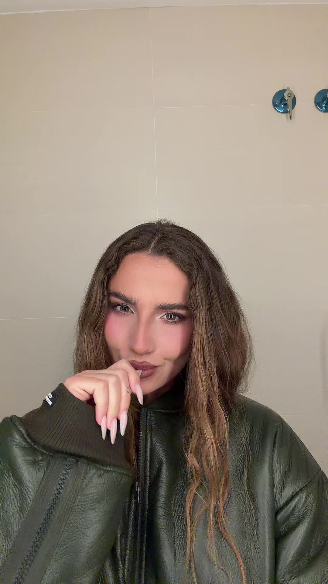 @sofiasurfers🦋✨