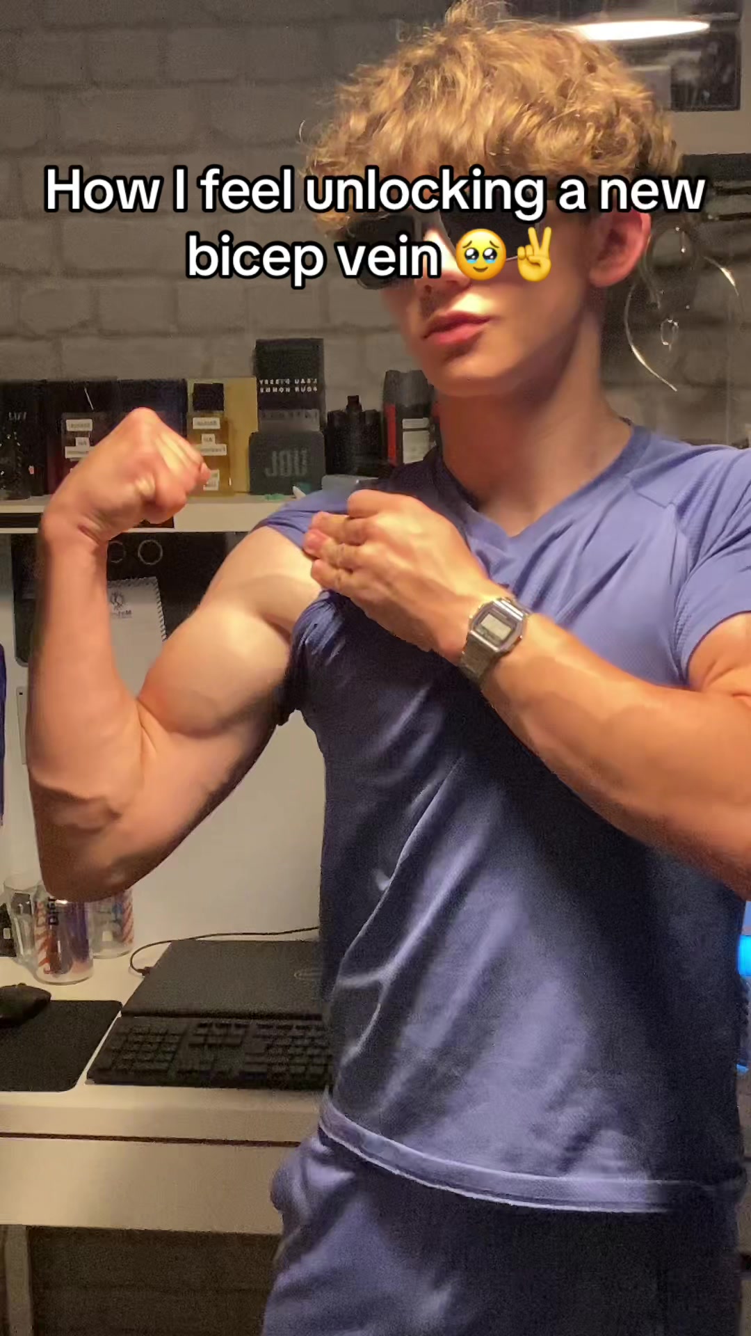 @ArhcX09