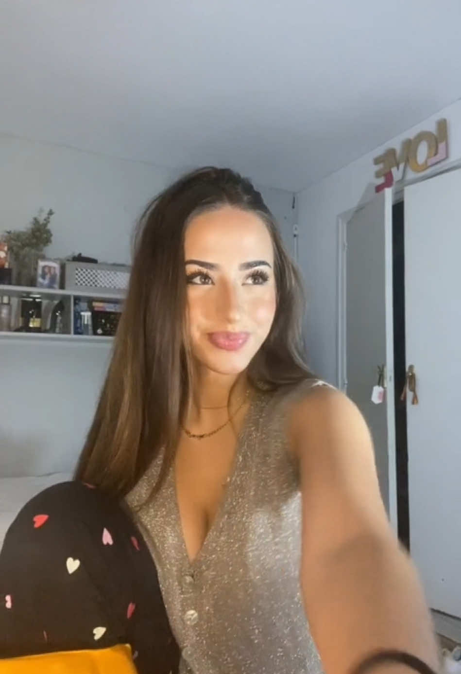 @Luna