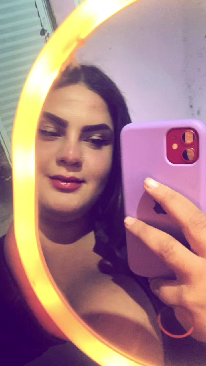 @Loiraa