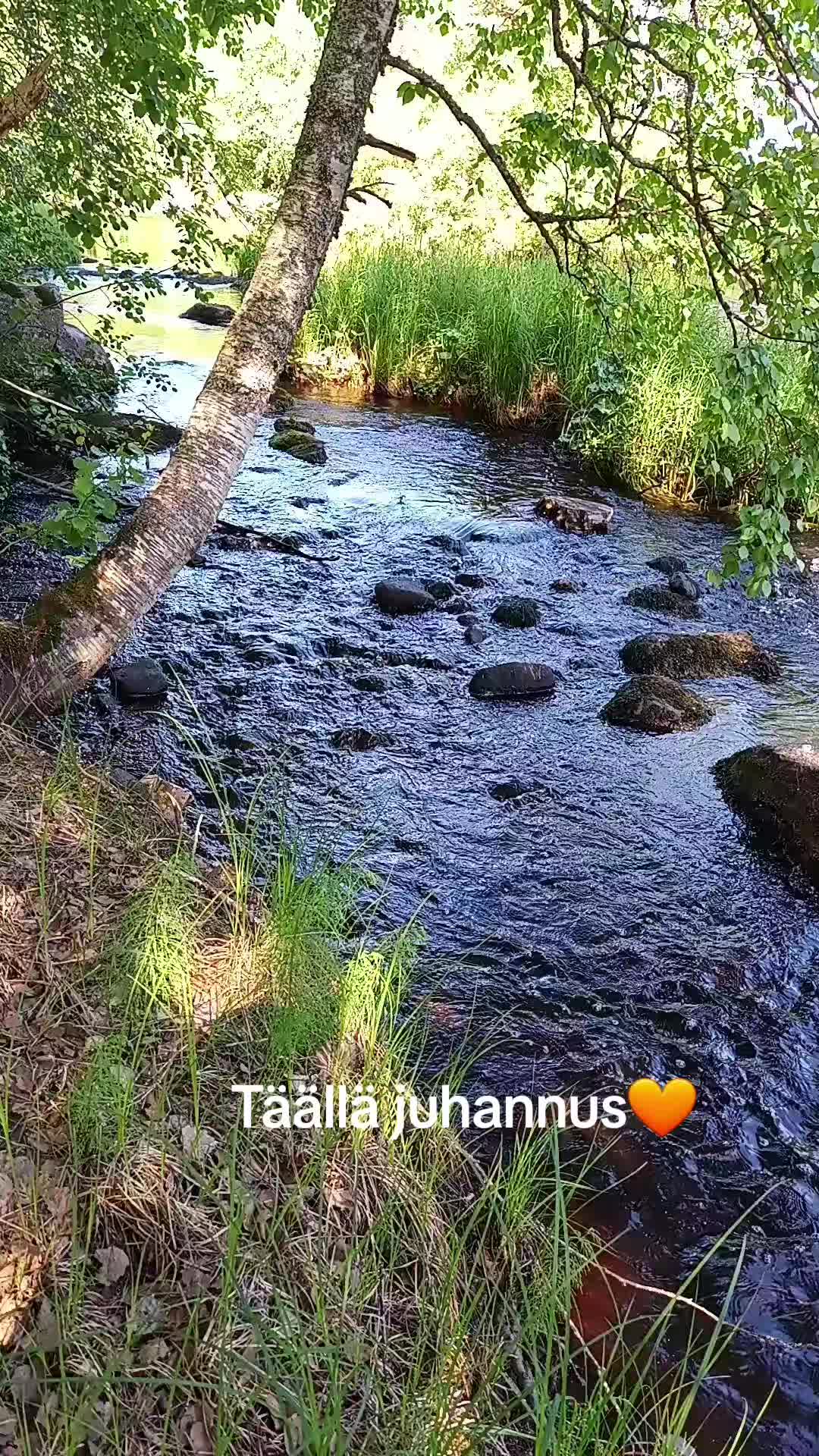 @Tiinaxzu