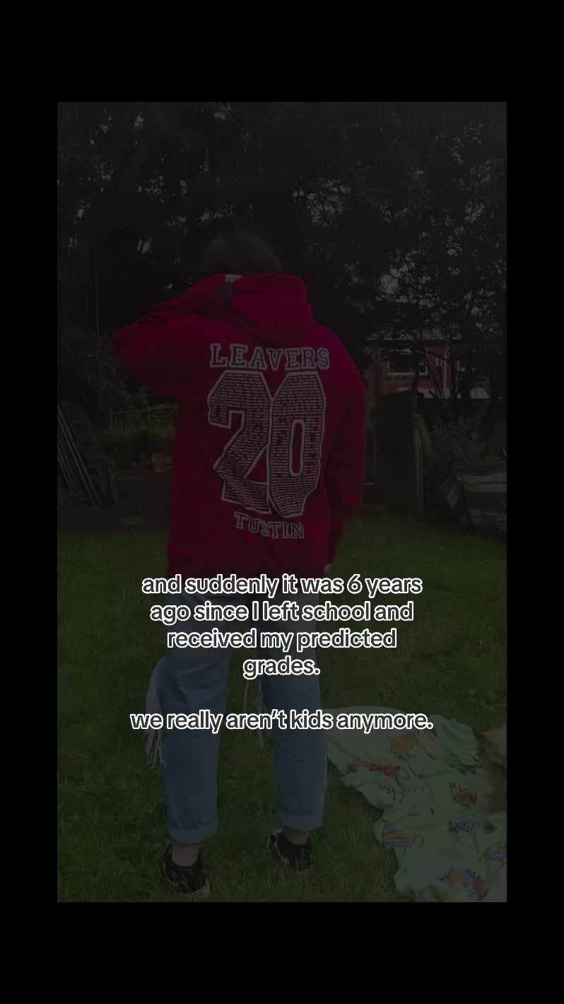 @๐๐ธ๐ต๐ต๐ ๐๐ท๐ท๐ค๐ฆ