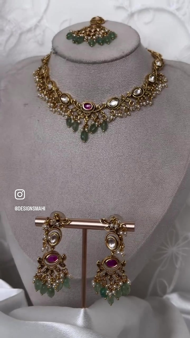 @Mahi Designs