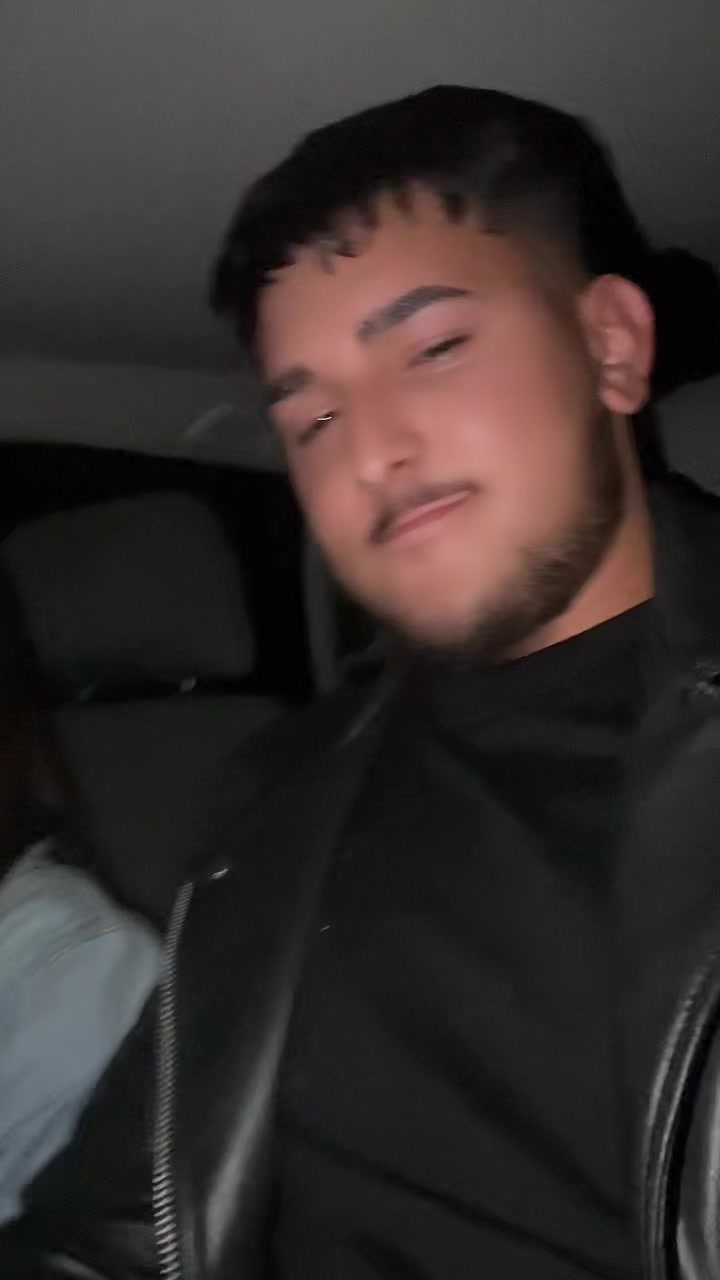 @Mir🤍