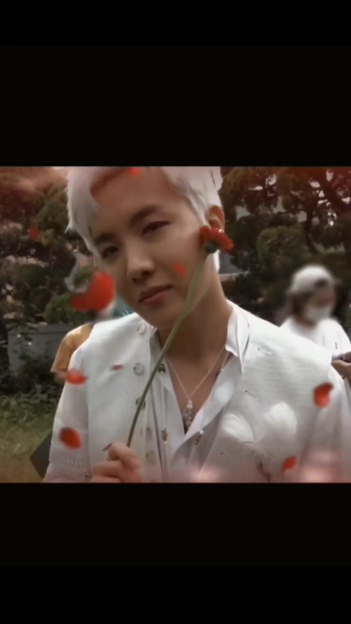 @BTS_ARMY ⟭⟬⁷