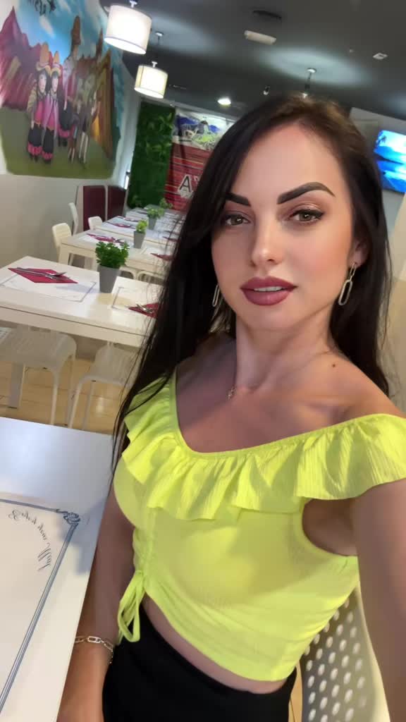 @Alina Elena156