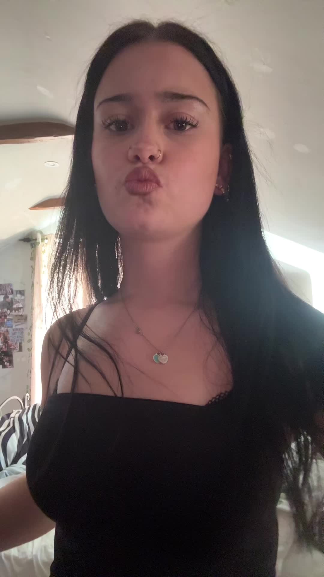 @🐞🍸