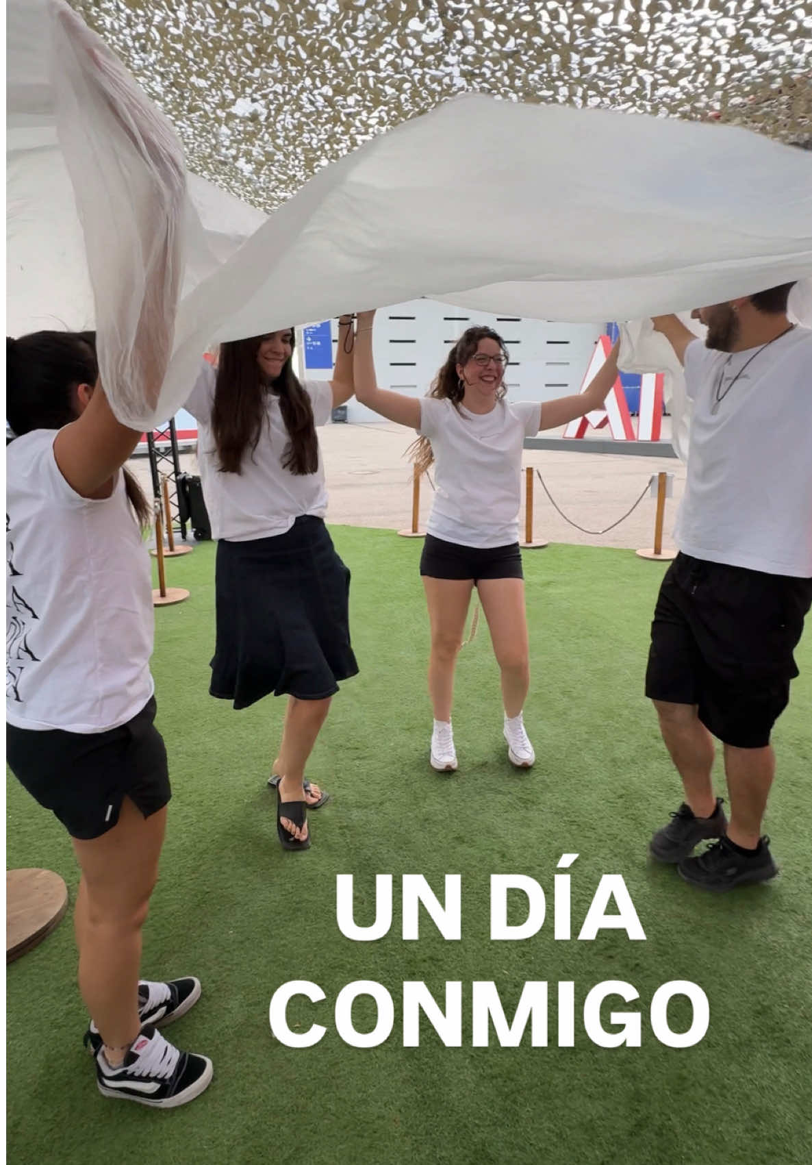@Esther Moya González