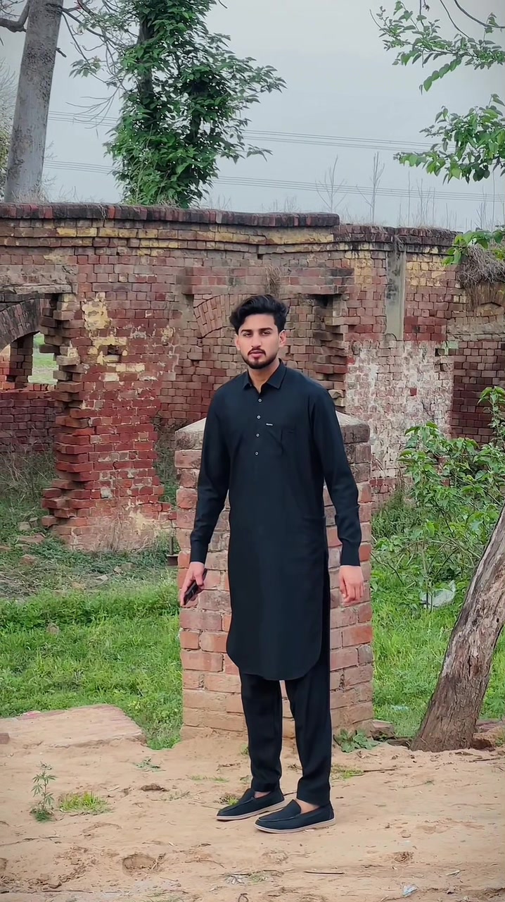 @Ahmed Mughal 🍁🥂