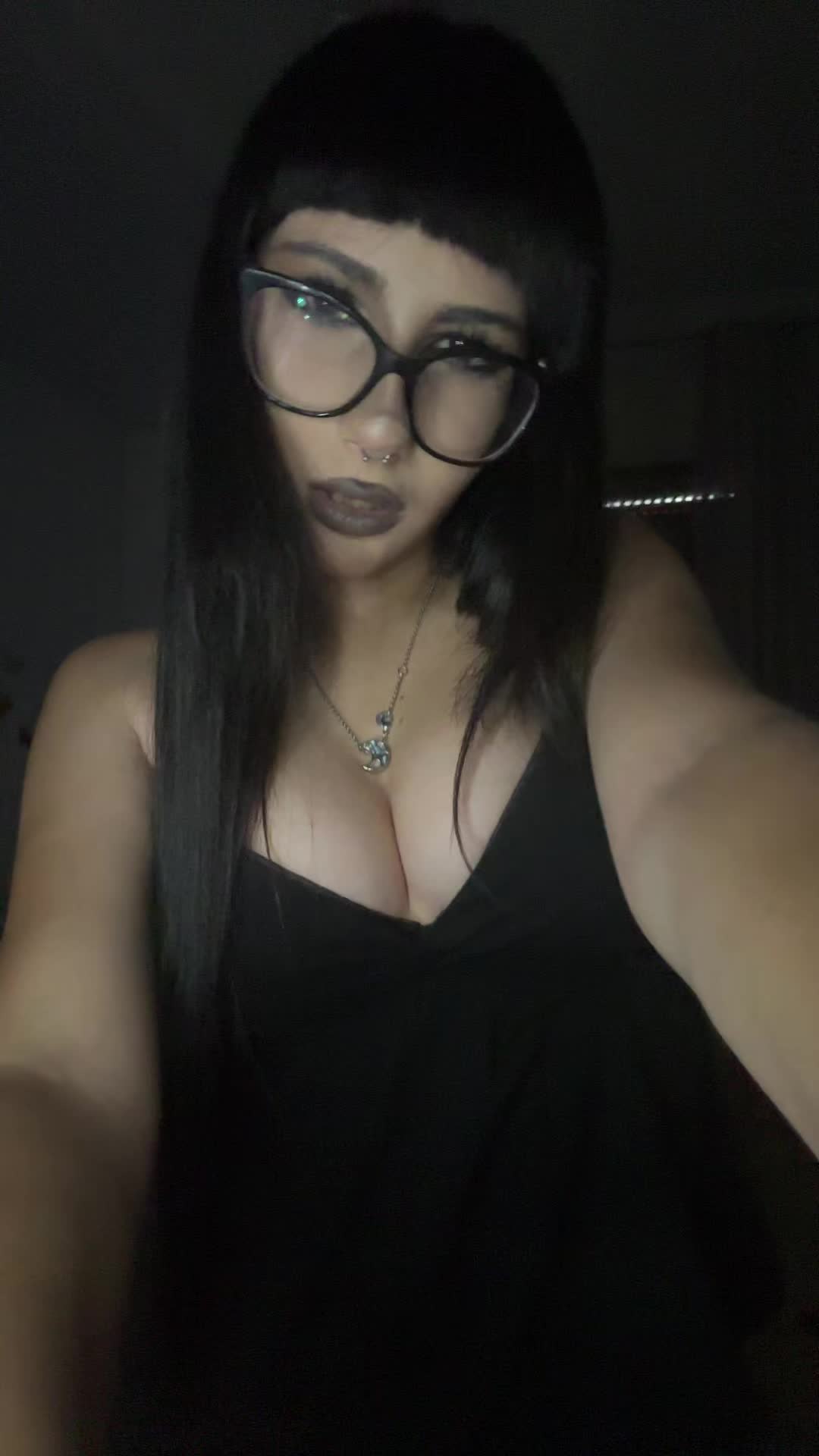@iulia😽