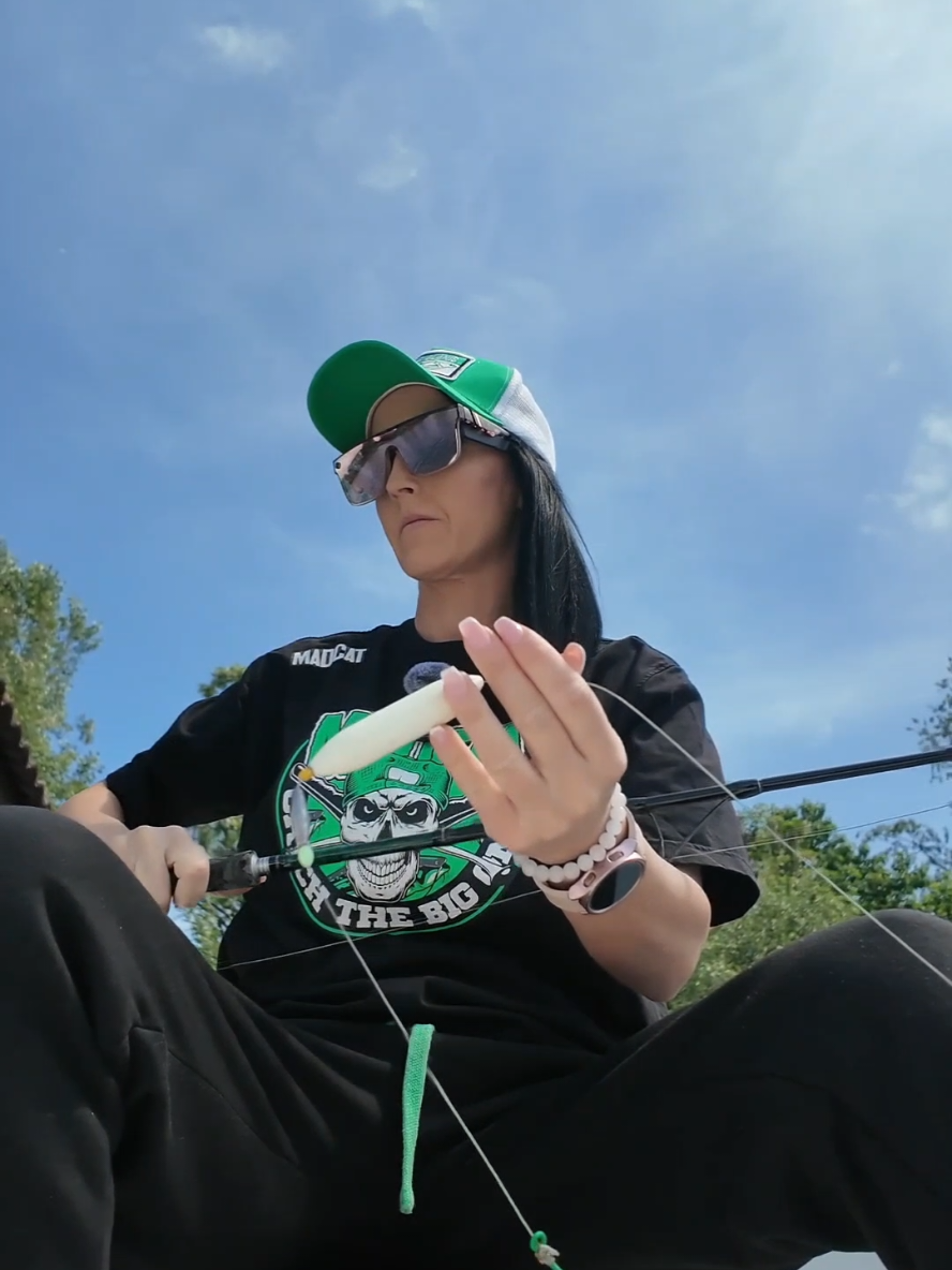 @Erika_fishing💚🖤