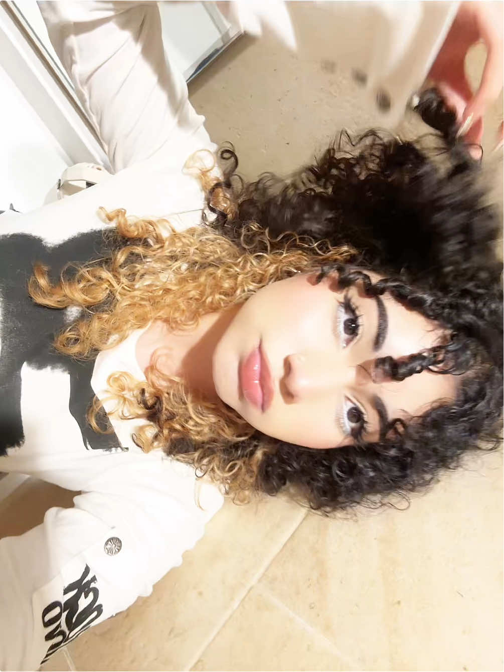 @⋆˙⟡