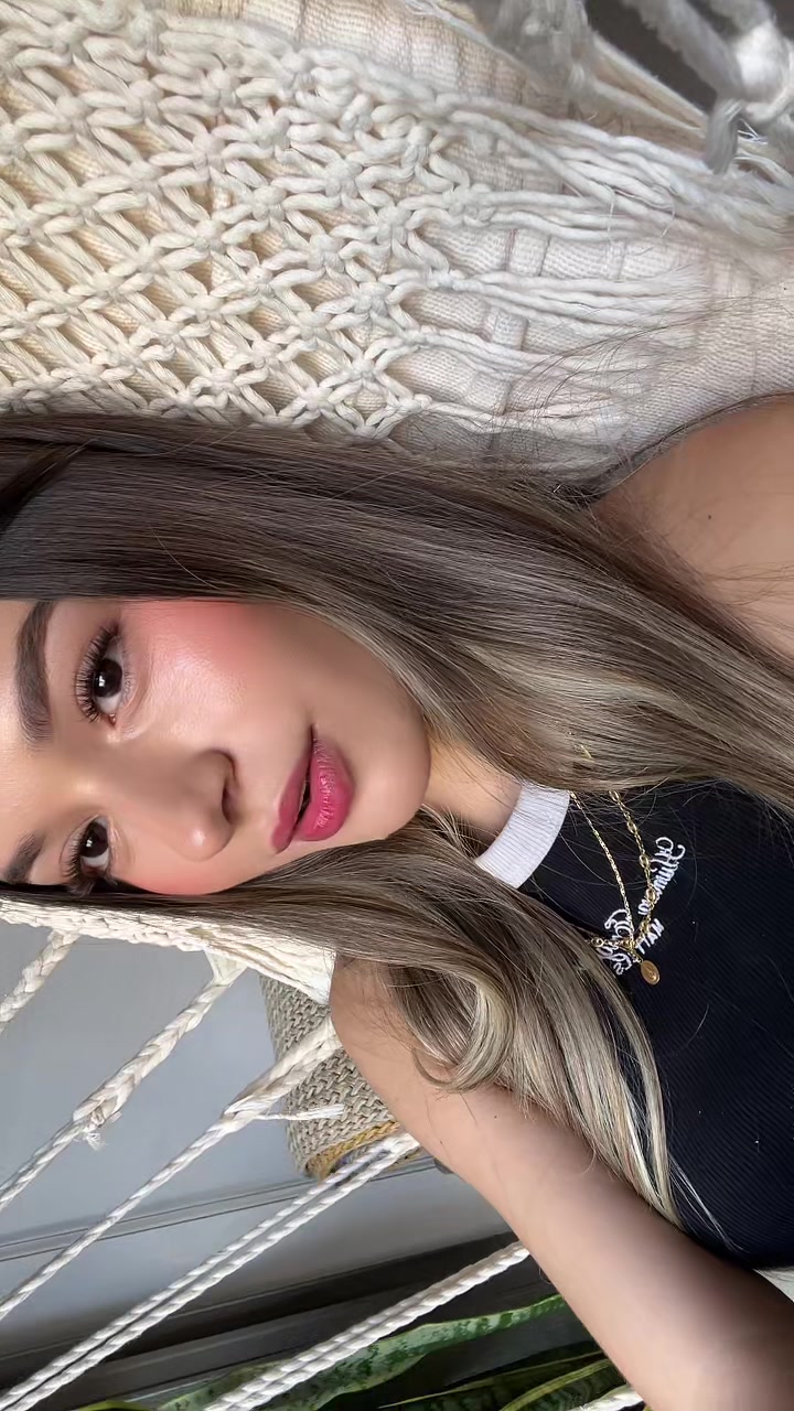 @Nicole 💜