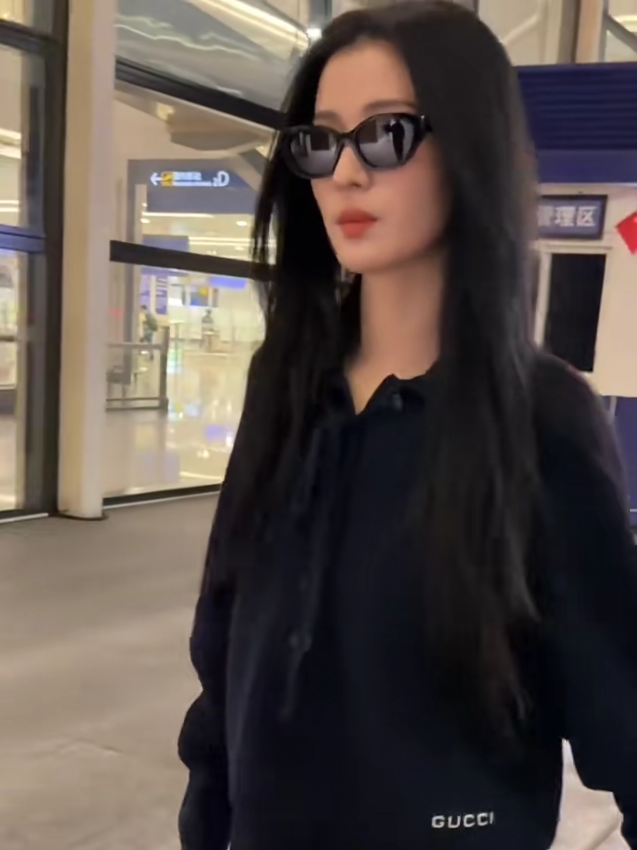 @Yanie