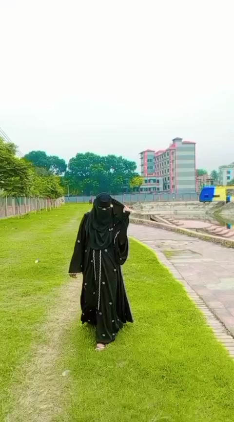 @Mst Urmi.đ¸âŖī¸
