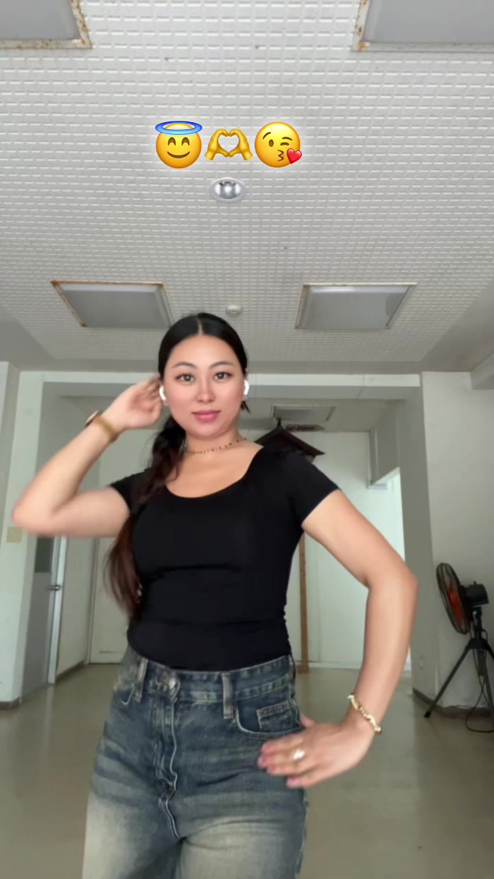 @💫🌸AMITA THE NEPALI GIRL💫🧿