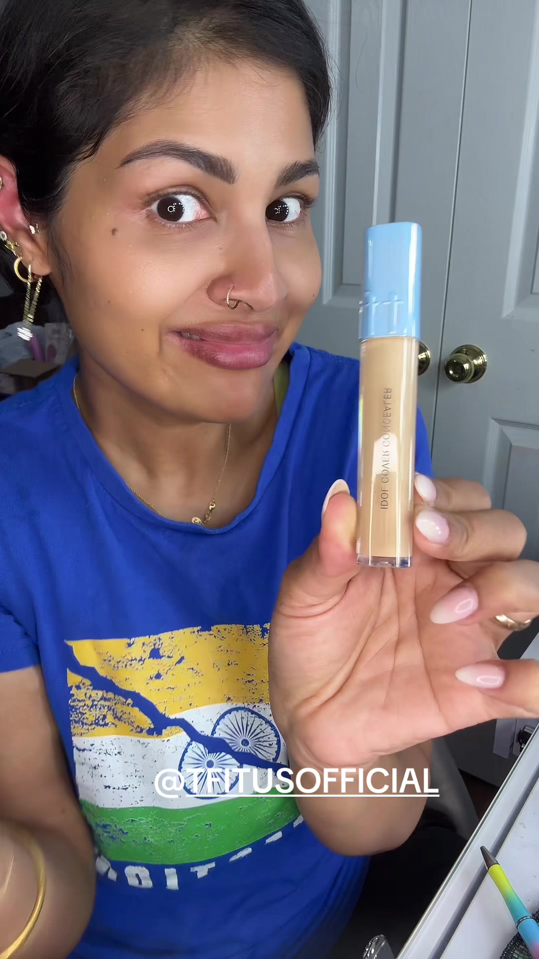 @MakeupLaveena