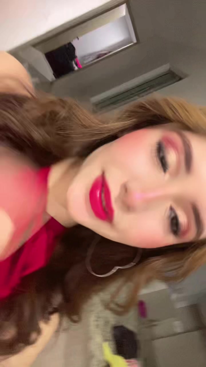 @nini