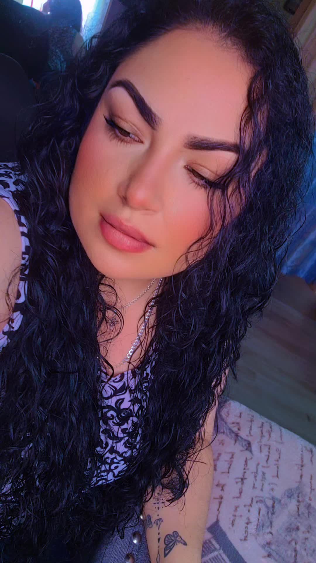@ᴸᴬ 💄ᶜᴴᴵᴺᴳᴼᴺᴬ ✌️ᴰᴱ 💋ᴹᴵᶜᴴᴼᴬᶜᴬᴺ