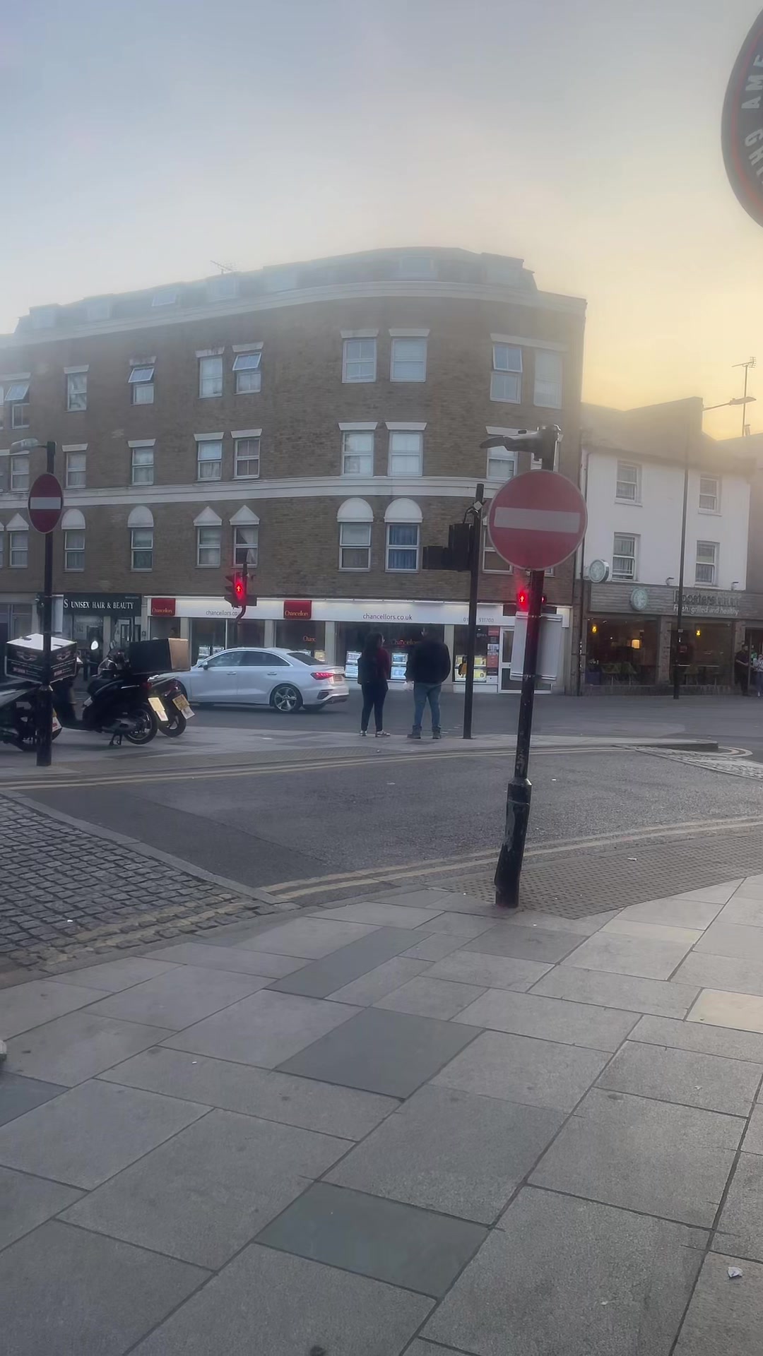 @𝙍𝘼𝙅𝘼 𝙆𝙎𝙃𝙈𝙍𝙄 𝙐𝙆🇬🇧