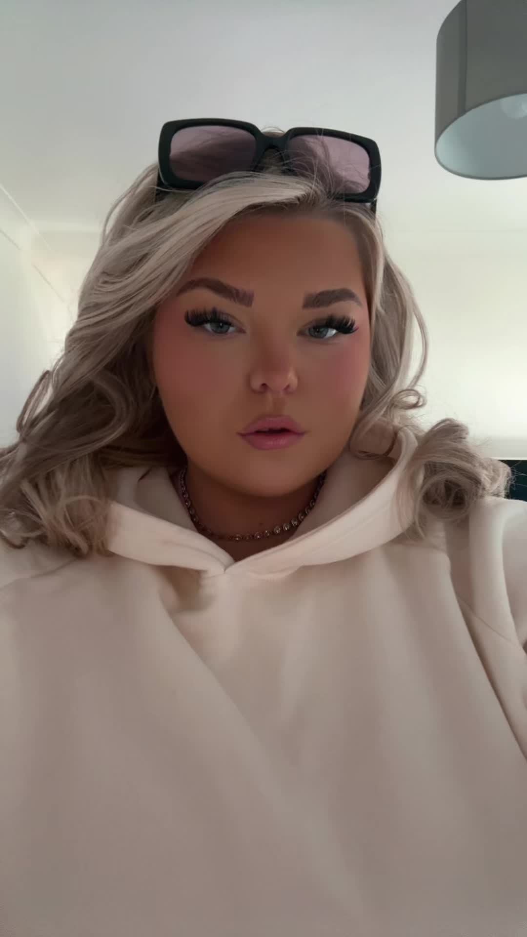 @Becca louise 💗