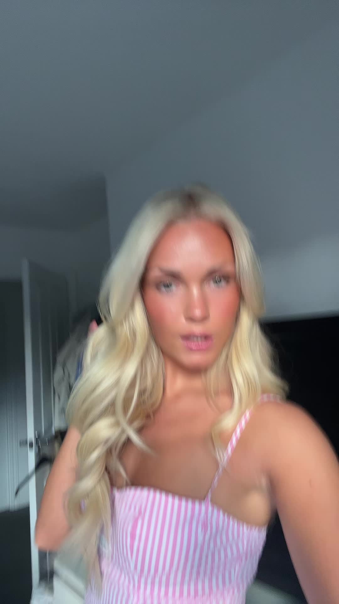 @hollymcmillann