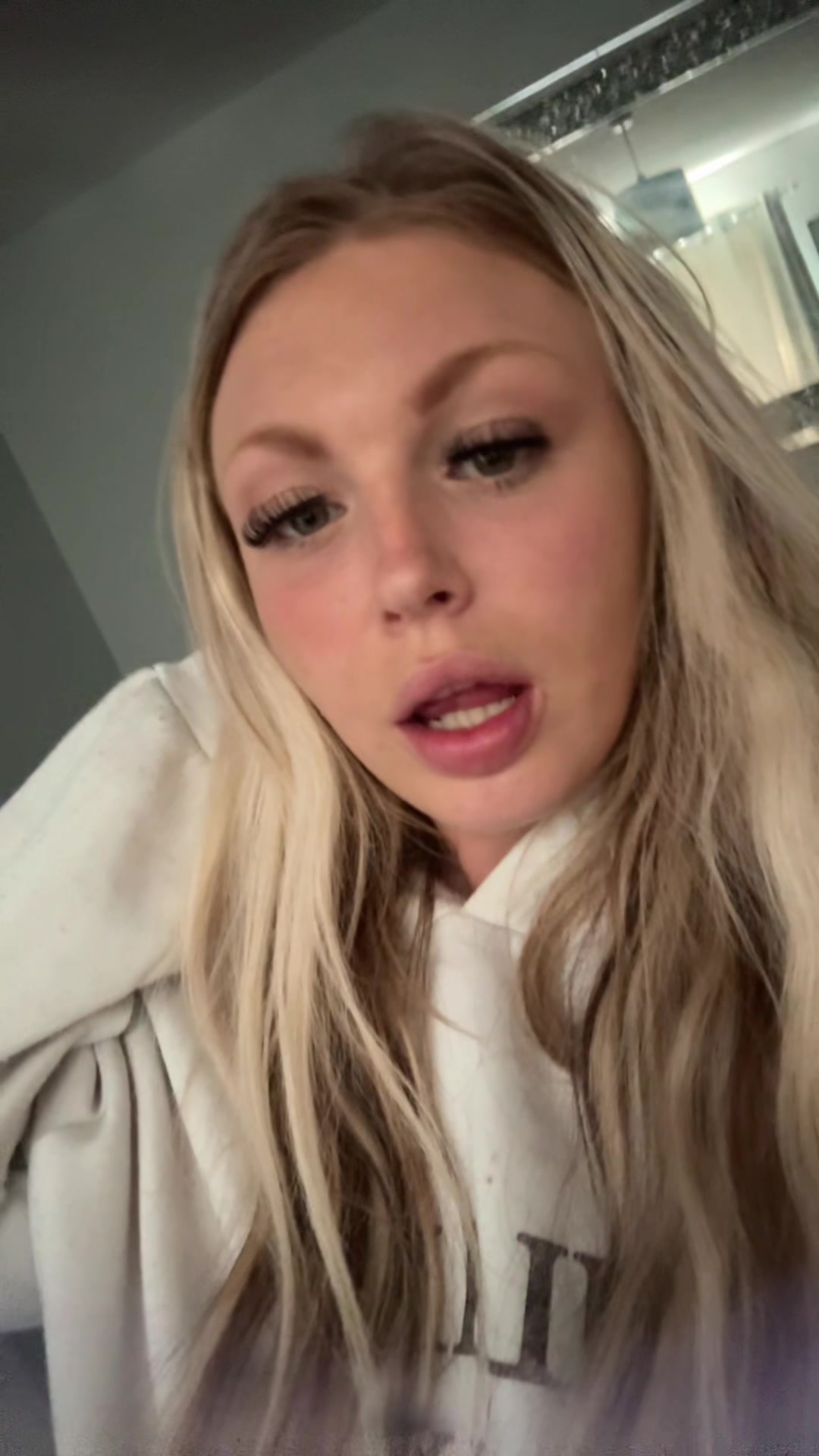 @Chloe Lee 💝