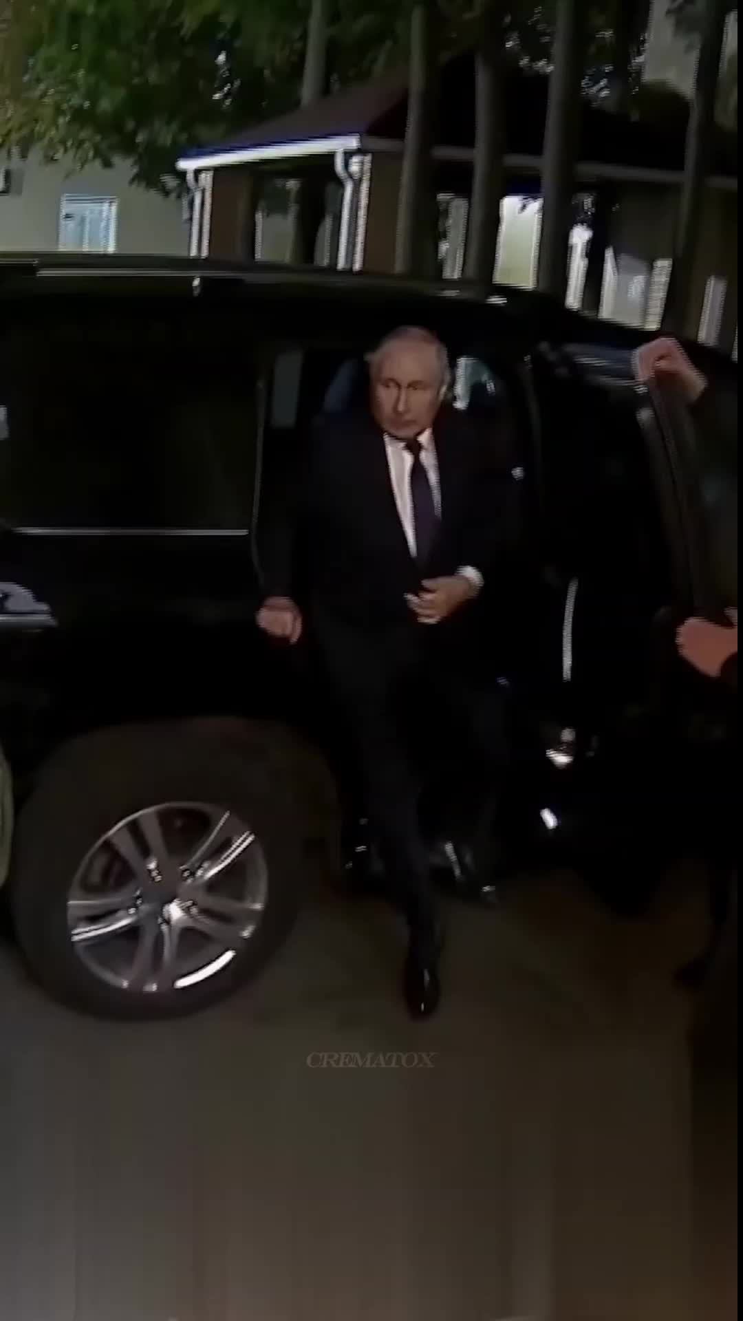 @𝐂𝐑𝐄𝐌𝐀𝐓𝐎𝐗