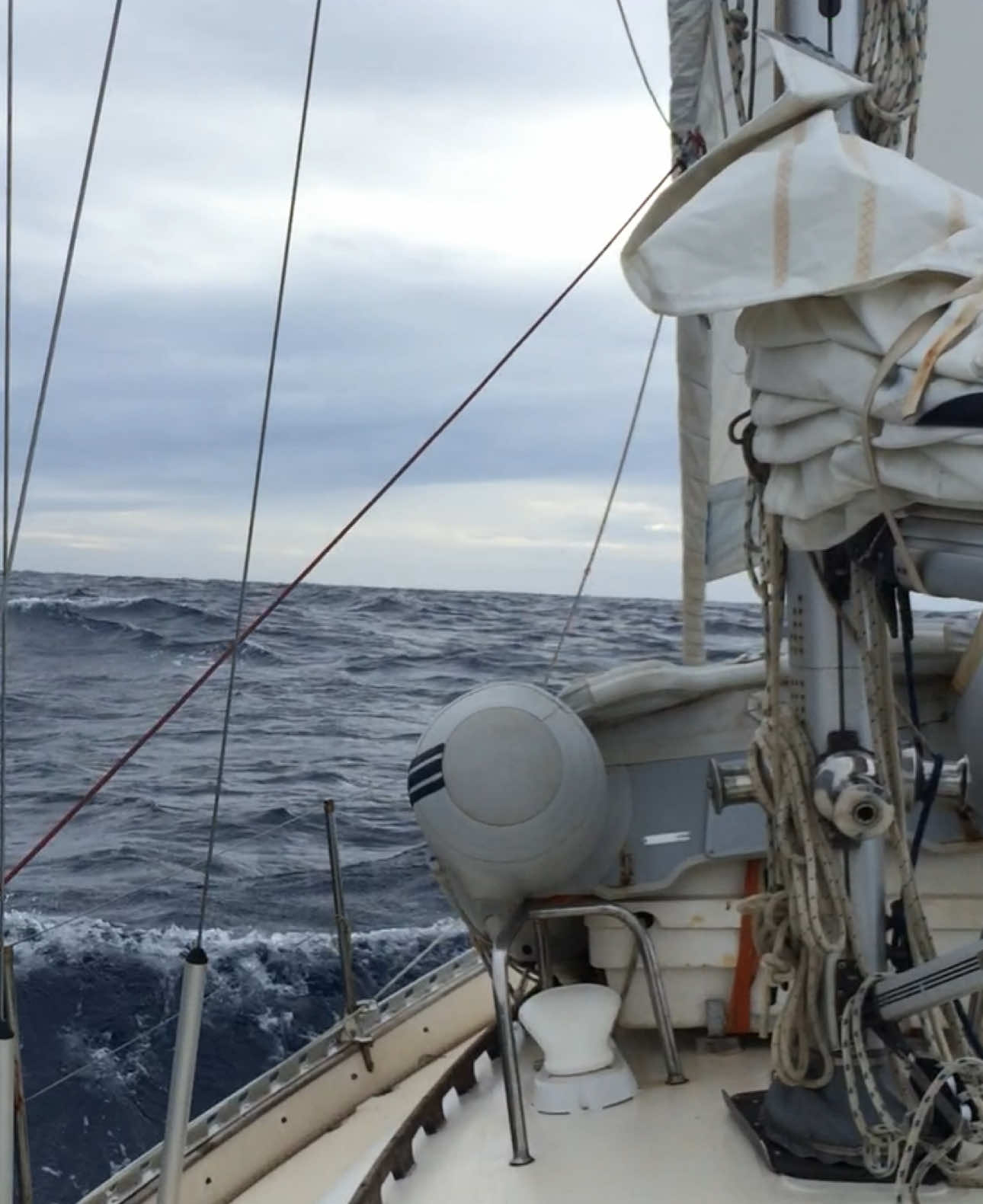 @A Perez Voyages ๐บ