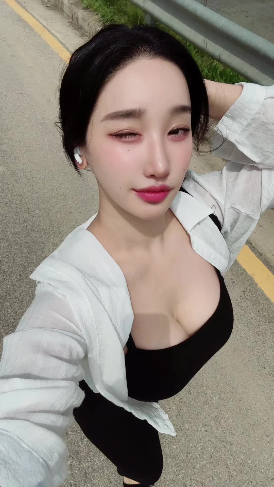 🎀subonglee96🎀 ( subonglee96) Urlebird
