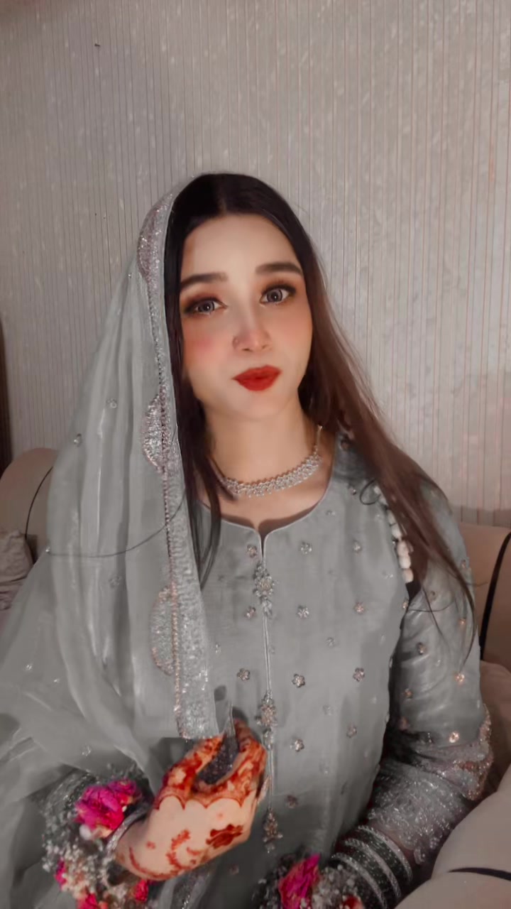 @Emaan🕊️✨