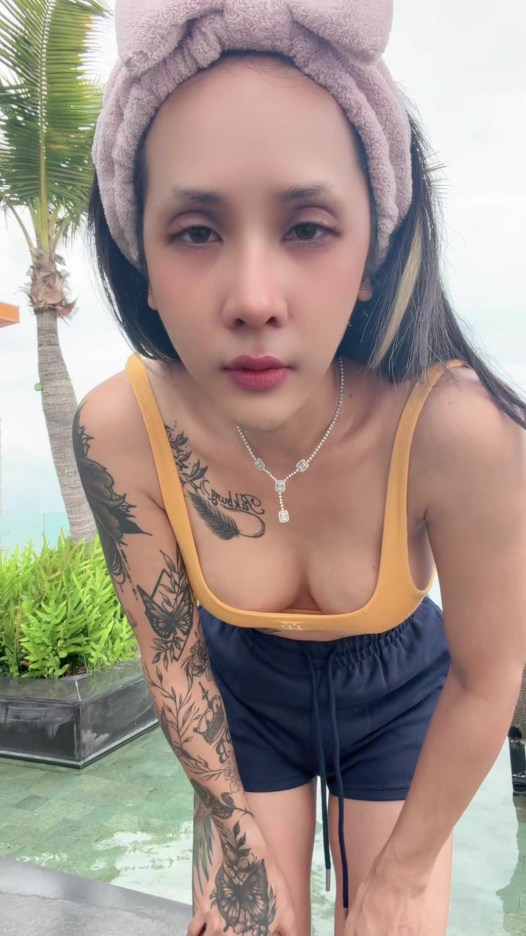 @ផ្កា ស្រពោន សំអាងការបាត់ដំបង