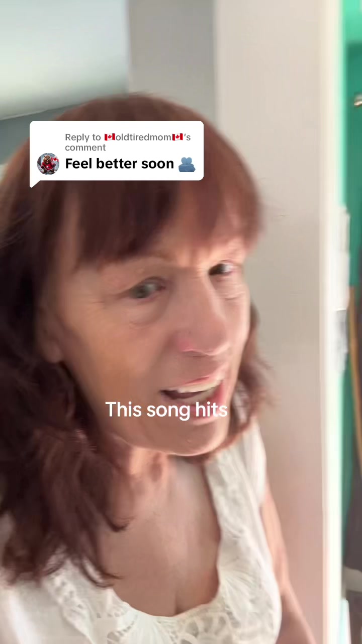 @Auntie Mimi 🇨🇦