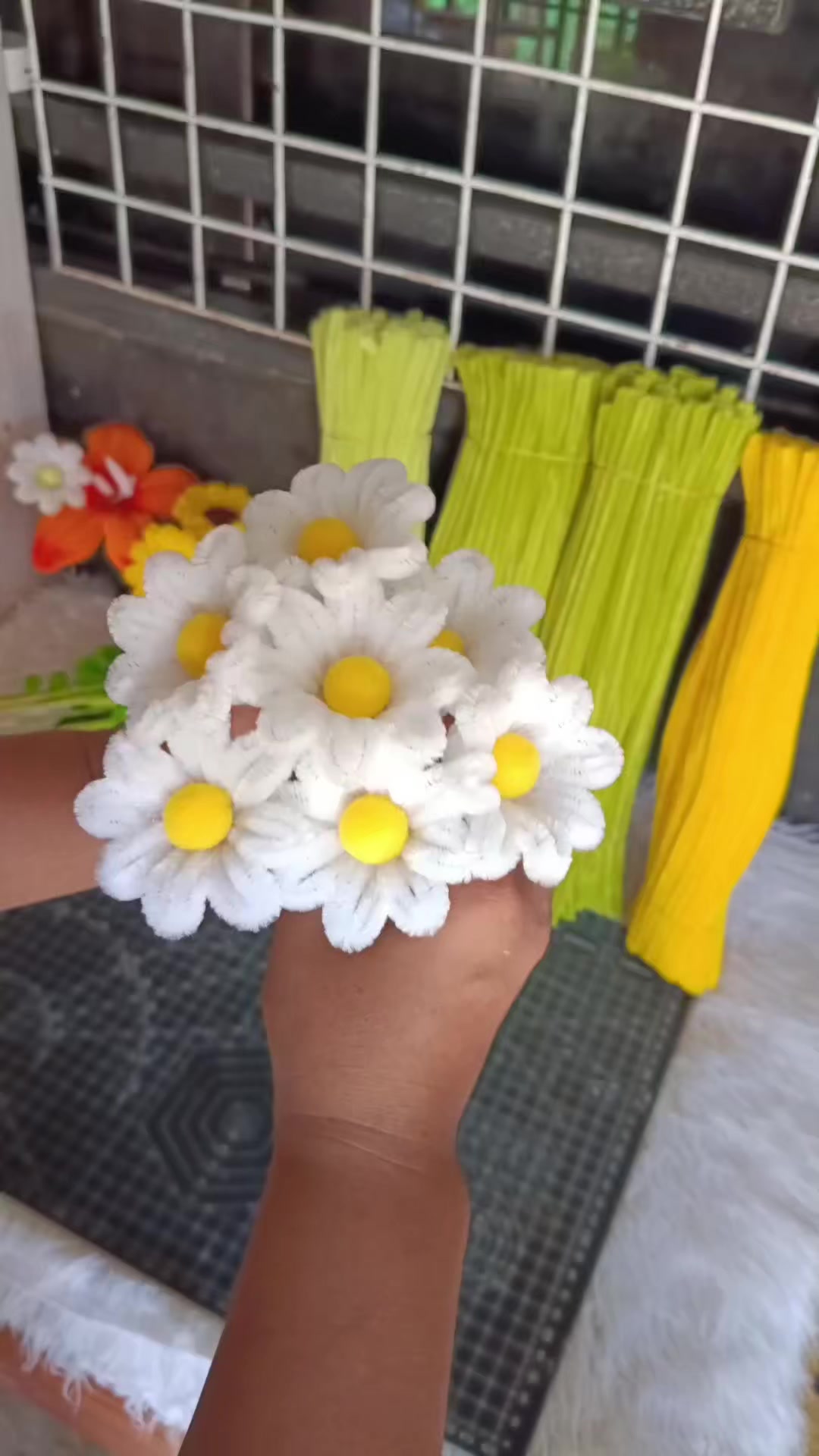 @Hello Daisy