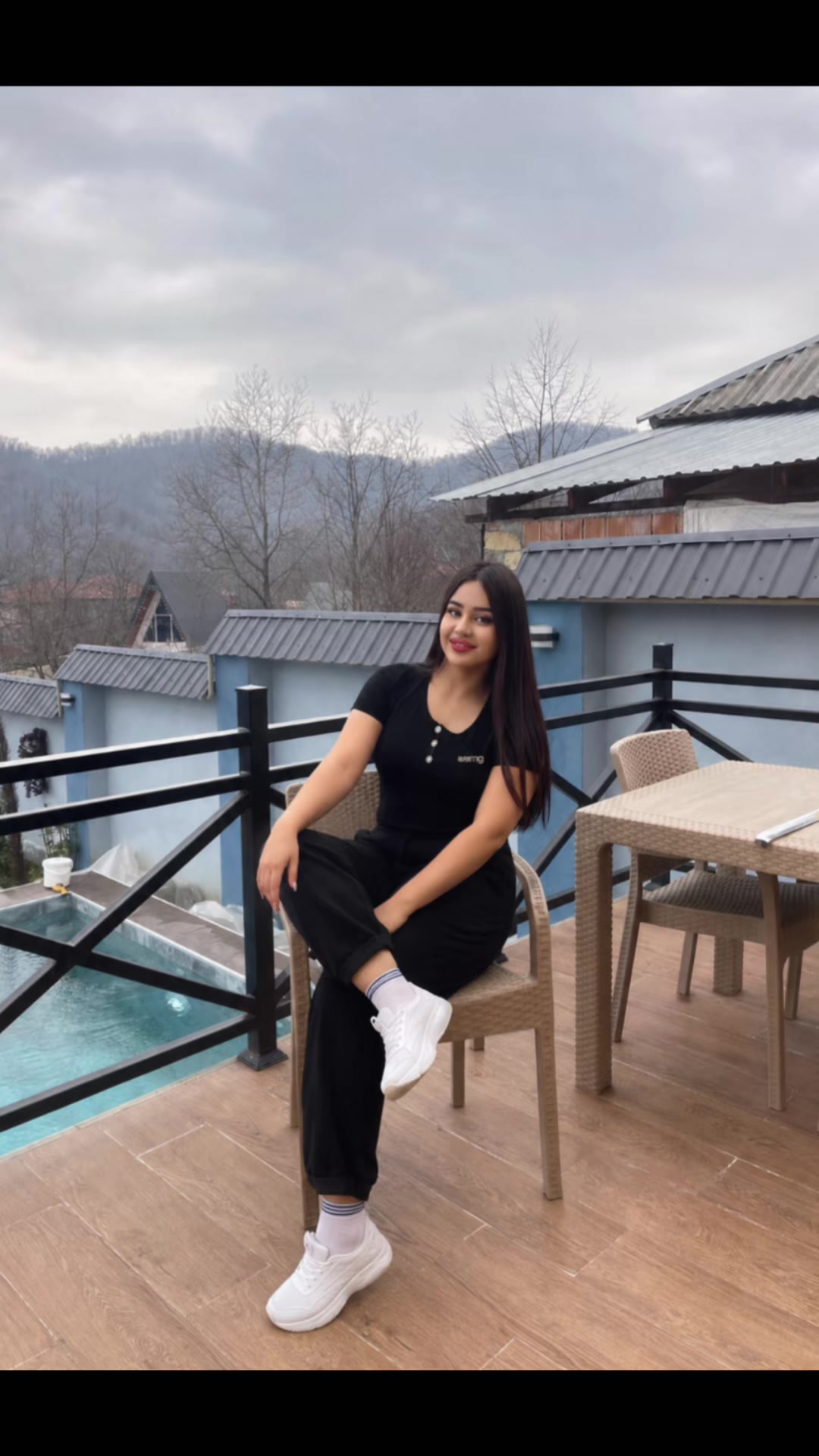 @nazlii0909r