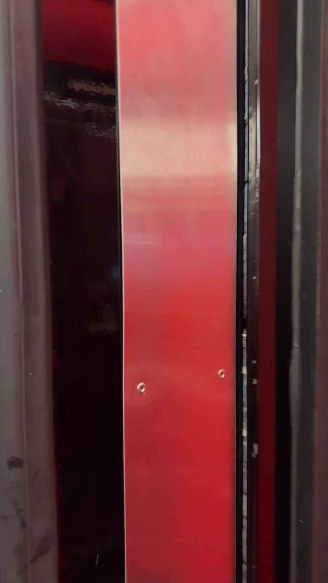 @107,3 Rouge