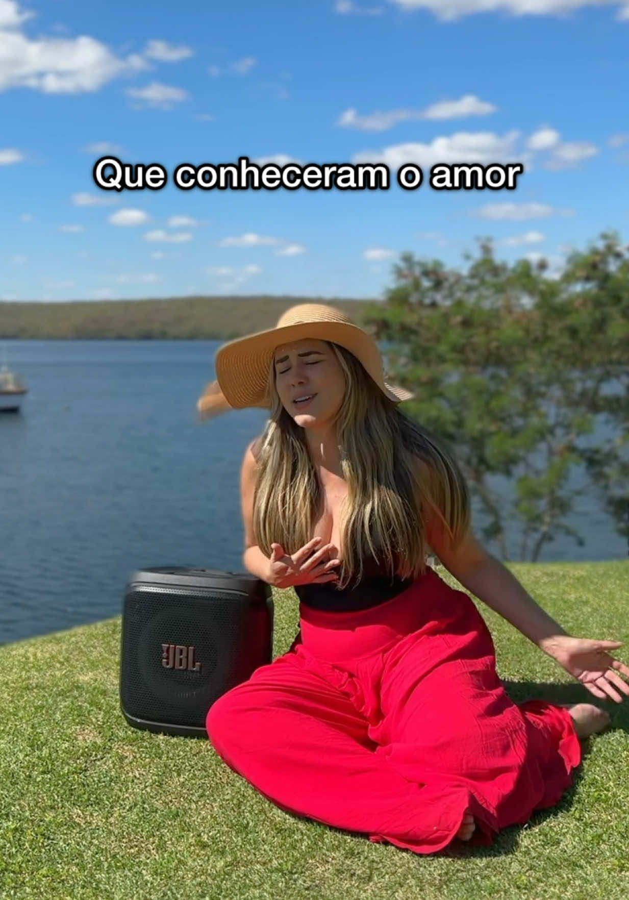 @Luna