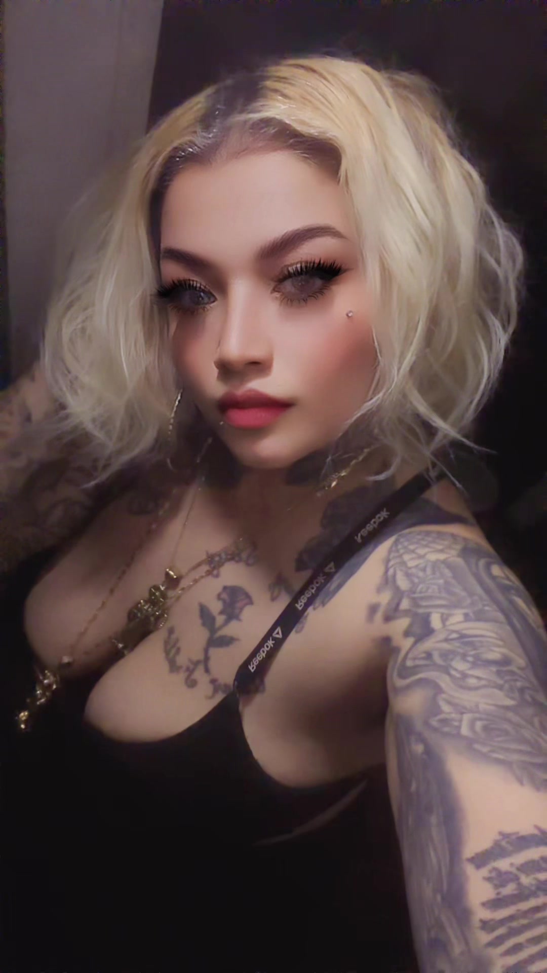 @Blonde