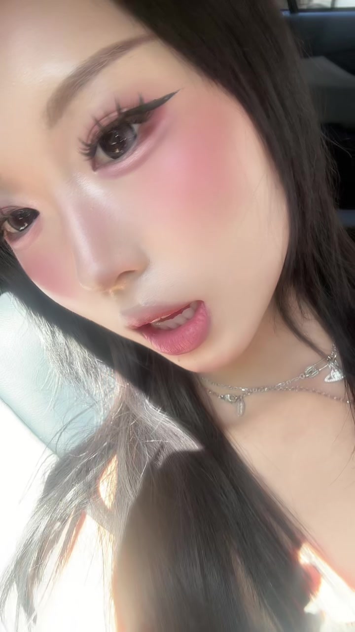@ella