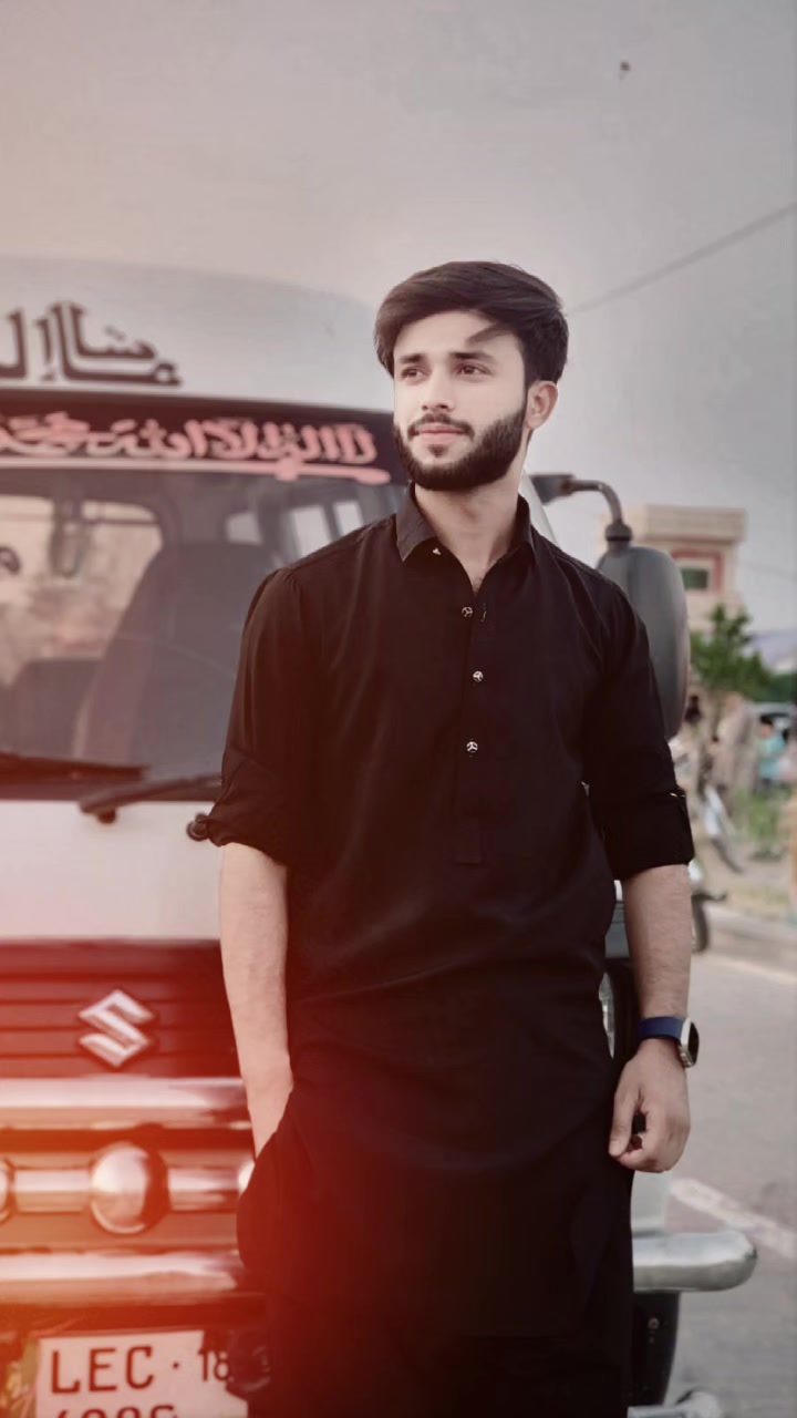 @𝐁.𝐀.𝐊.𝐀.𝐑🇴🇲