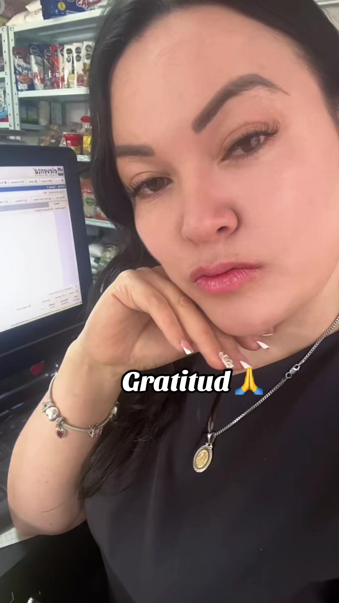 @Adri✨.Te sigue🌸