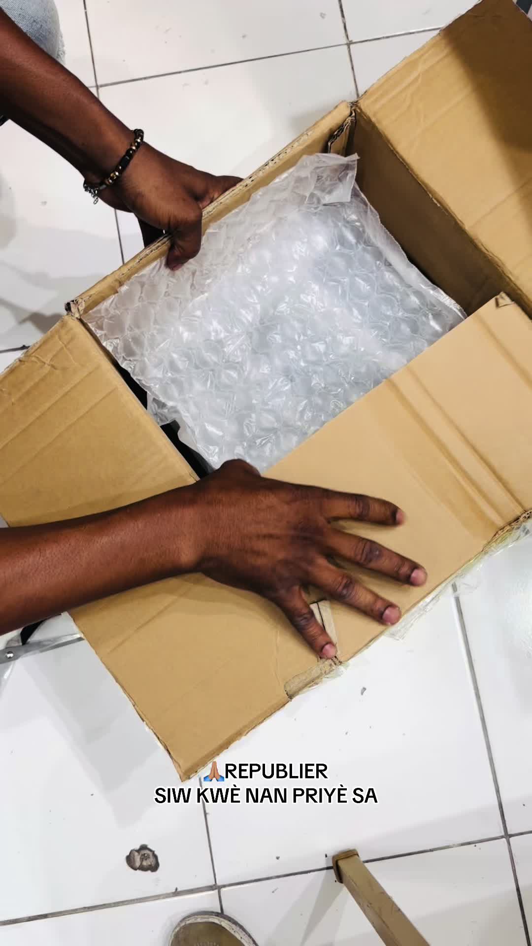 @Tbapple_haiti